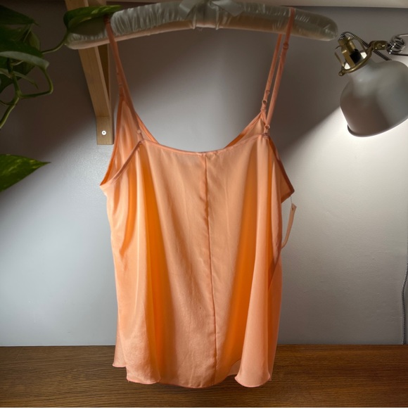 NWT | Aritzia | Wilfred Lightweight Tank Top - Picture 2 of 6